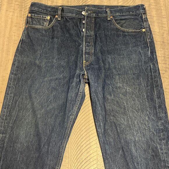 Levis Mens 501 Original Fit Denim Jeans Size 40x32 Button Fly - Picture 2 of 8